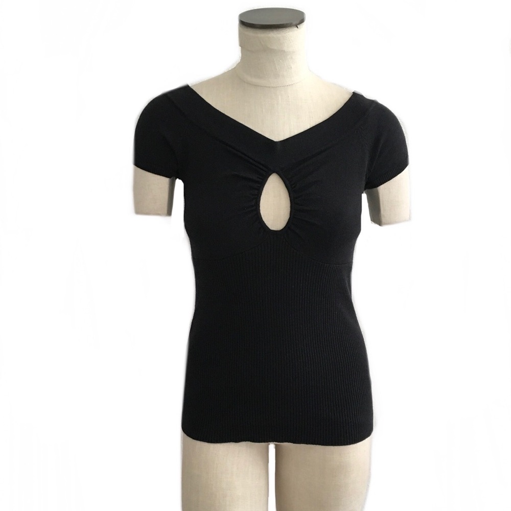 Say What Keyhole Top Medium